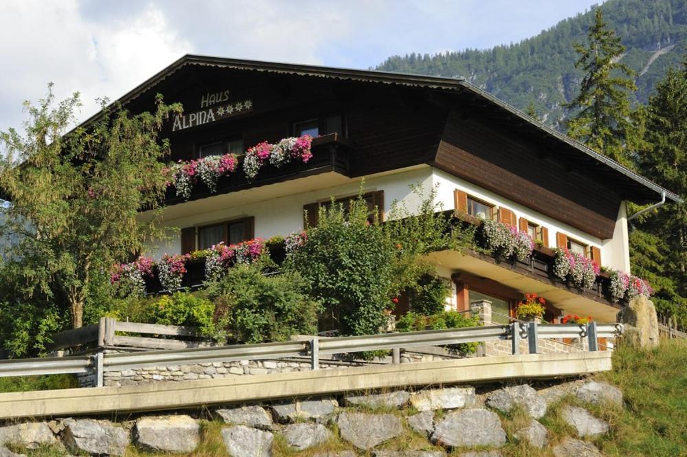 Haus Alpina Διαμέρισμα Häselgehr Εξωτερικό φωτογραφία